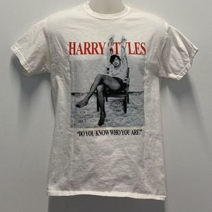 Gildan Harry Styles "Do You Know Who You Are?" White T-Shirt Size M